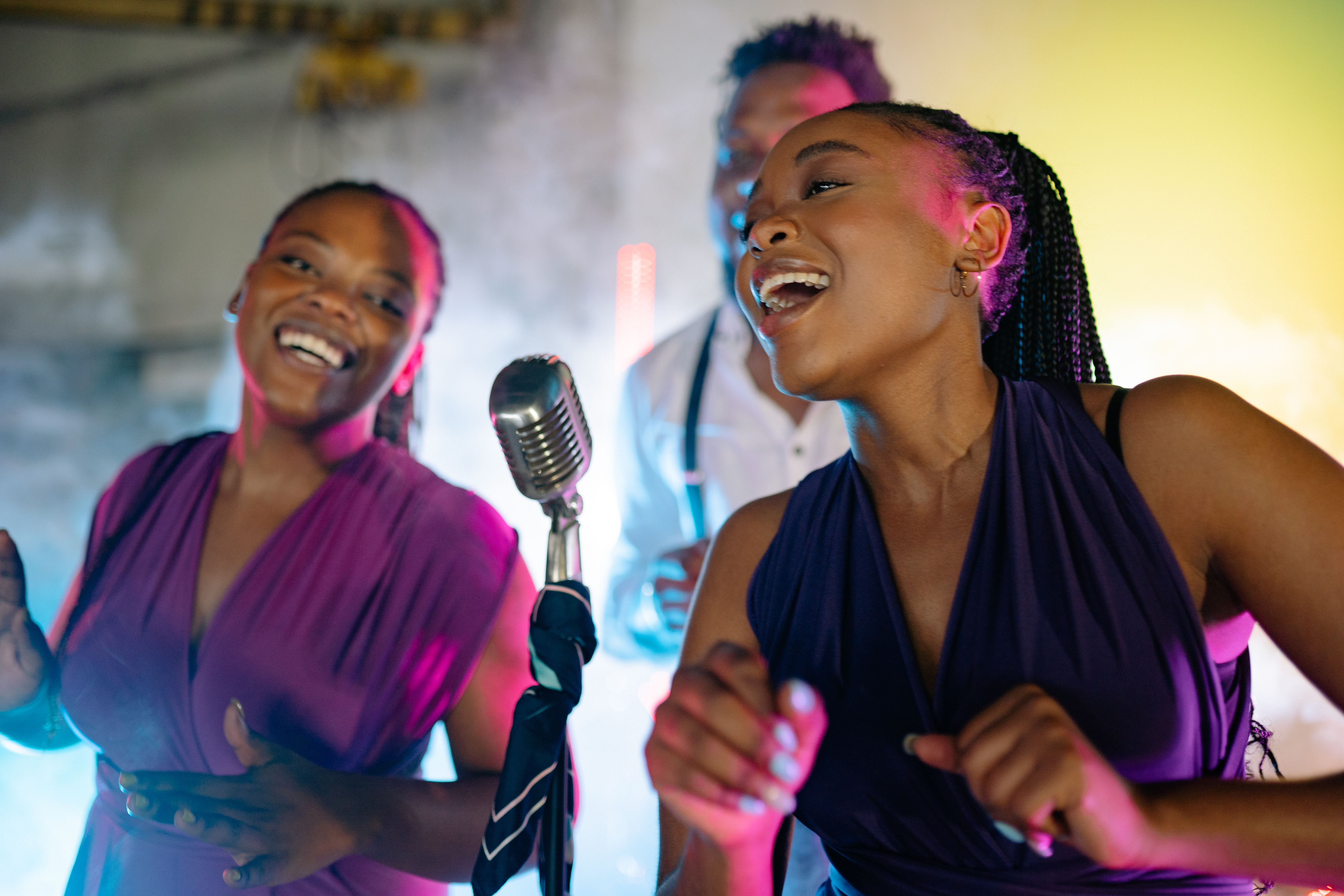 Karaoke singing